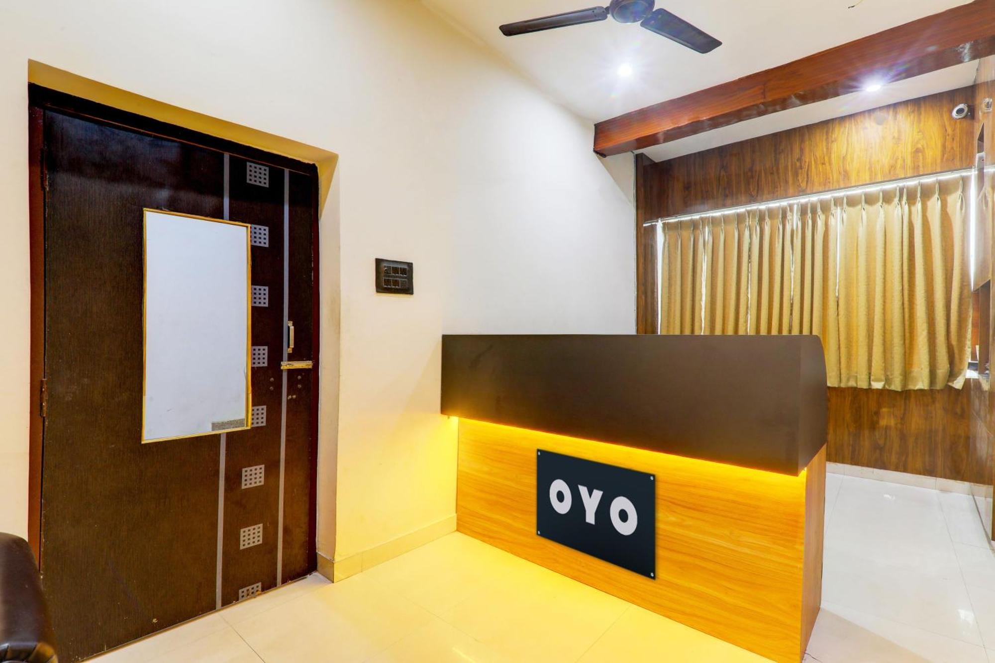 Hotel O Sr Grand Gorakhpur Exteriör bild